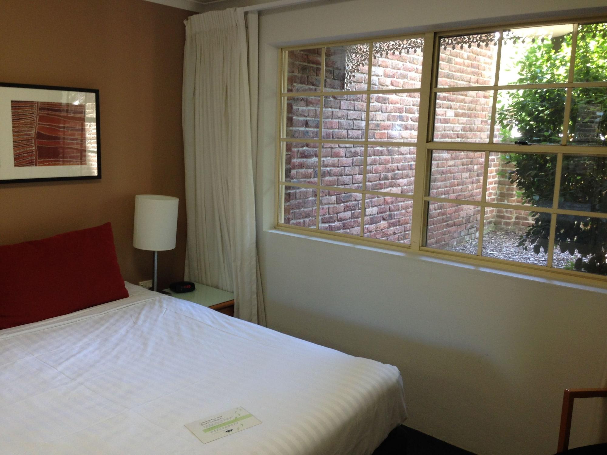 Adina Serviced Apartments Canberra Kingston Exterior foto
